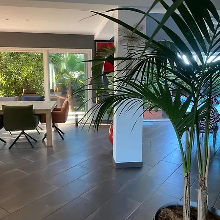 Moderne Hotel